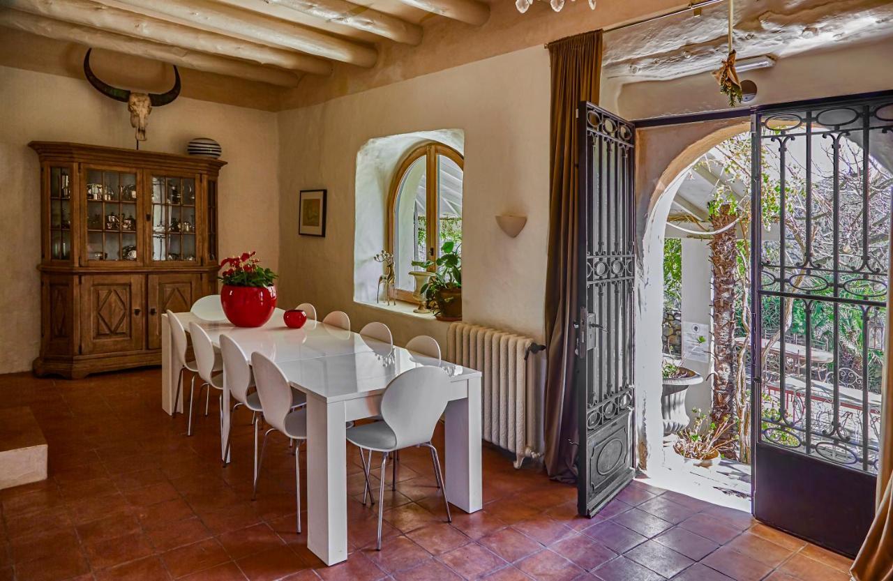 Sitges Hill Retreats-Masia Nur 22 Bedrooms Divided Over 9 Houses For Max 44 Guests Canyelles  Dış mekan fotoğraf