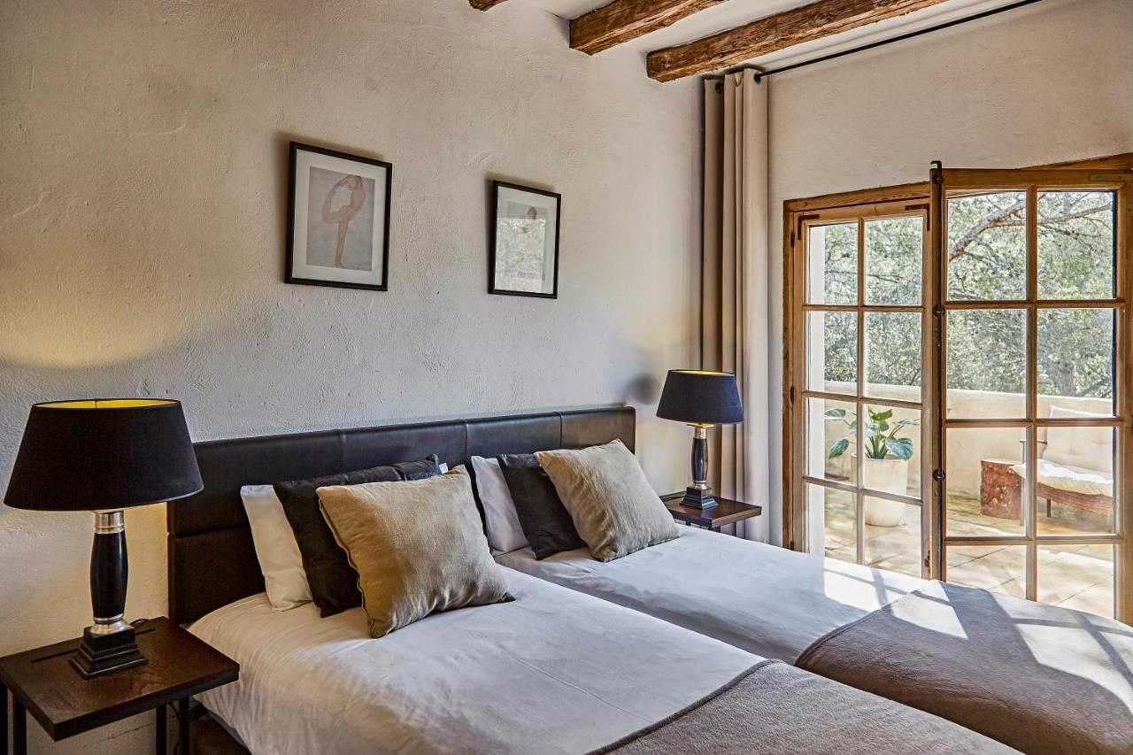 Sitges Hill Retreats-Masia Nur 22 Bedrooms Divided Over 9 Houses For Max 44 Guests Canyelles  Dış mekan fotoğraf