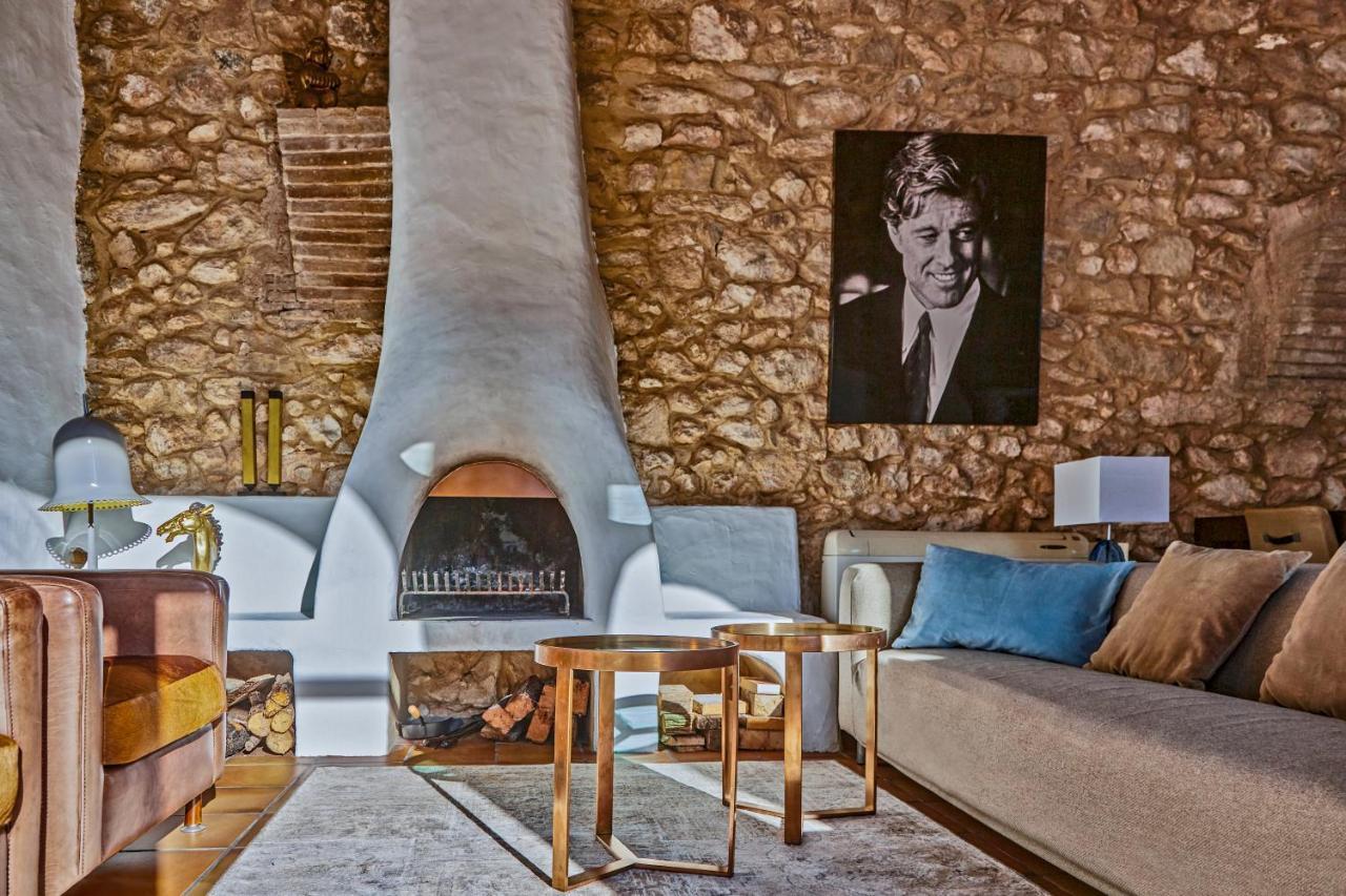Sitges Hill Retreats-Masia Nur 22 Bedrooms Divided Over 9 Houses For Max 44 Guests Canyelles  Dış mekan fotoğraf