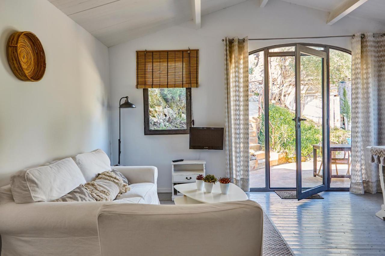 Sitges Hill Retreats-Masia Nur 22 Bedrooms Divided Over 9 Houses For Max 44 Guests Canyelles  Dış mekan fotoğraf