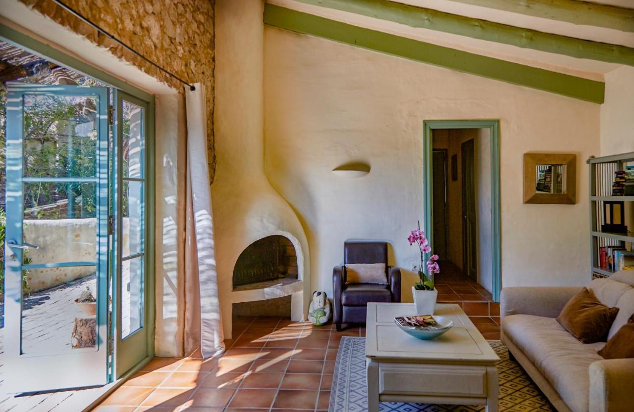 Sitges Hill Retreats-Masia Nur 22 Bedrooms Divided Over 9 Houses For Max 44 Guests Canyelles  Dış mekan fotoğraf
