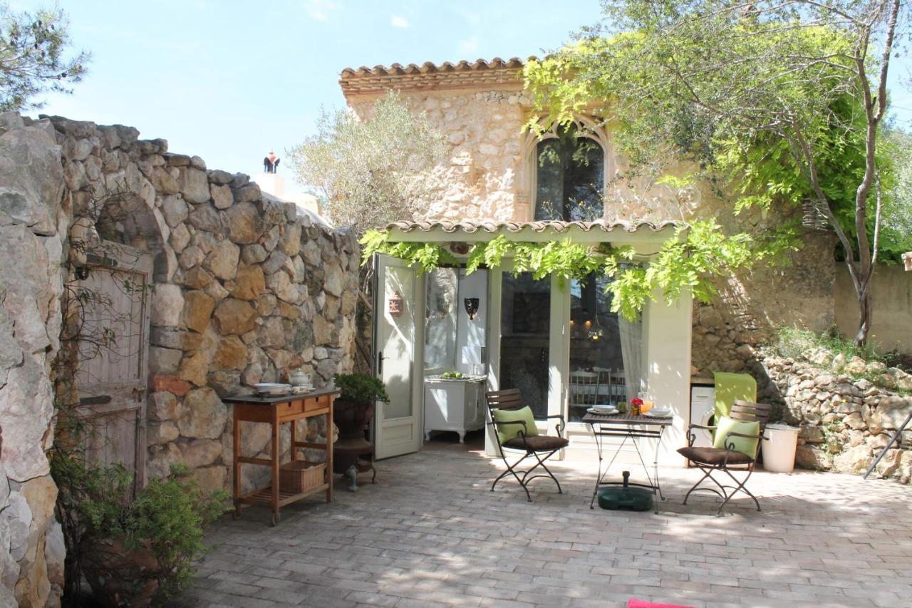 Sitges Hill Retreats-Masia Nur 22 Bedrooms Divided Over 9 Houses For Max 44 Guests Canyelles  Dış mekan fotoğraf