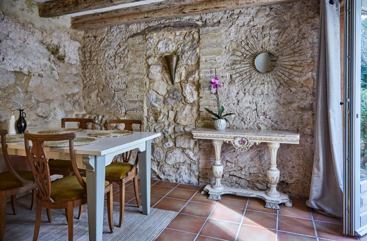 Sitges Hill Retreats-Masia Nur 22 Bedrooms Divided Over 9 Houses For Max 44 Guests Canyelles  Dış mekan fotoğraf
