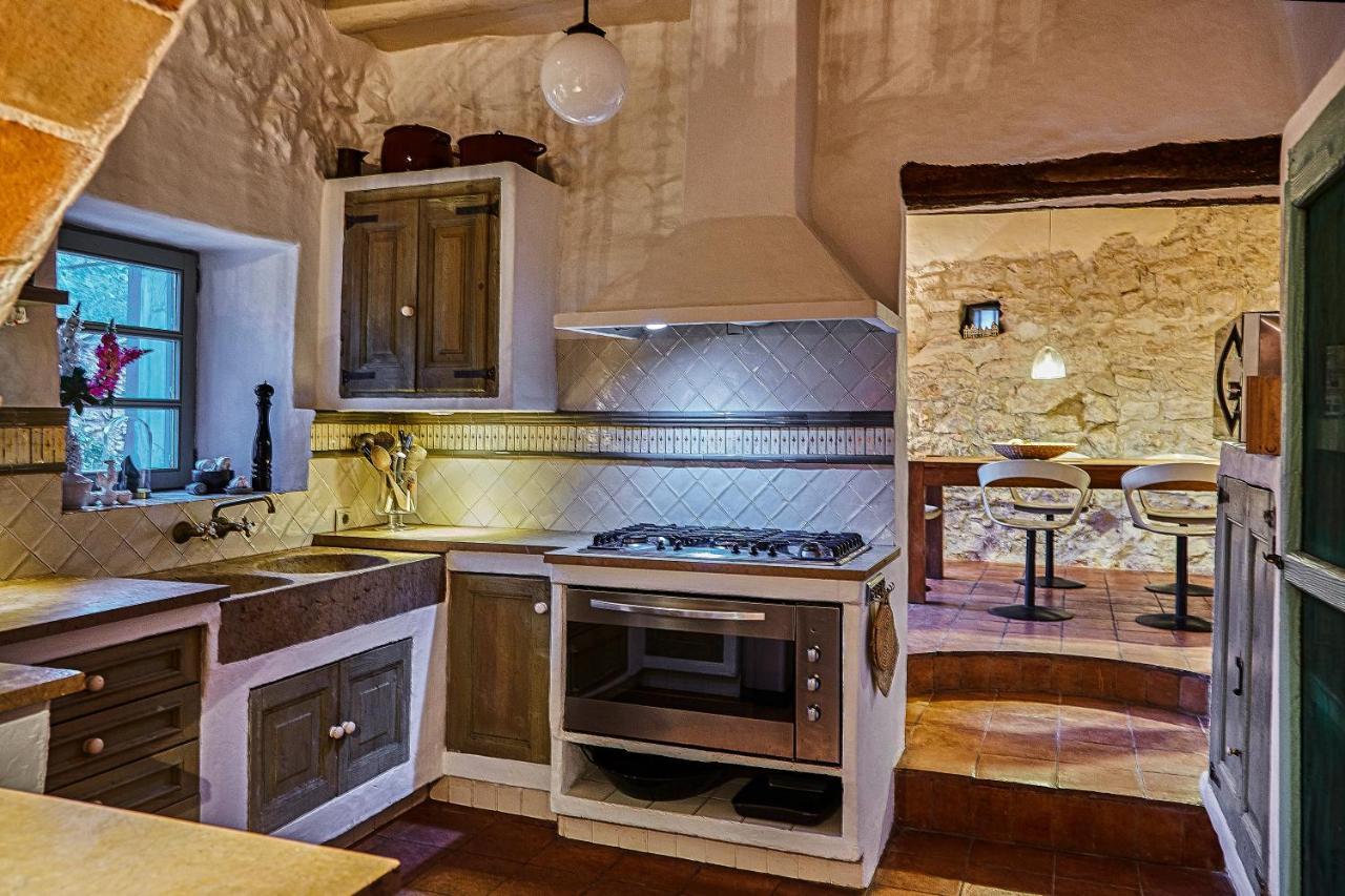 Sitges Hill Retreats-Masia Nur 22 Bedrooms Divided Over 9 Houses For Max 44 Guests Canyelles  Dış mekan fotoğraf