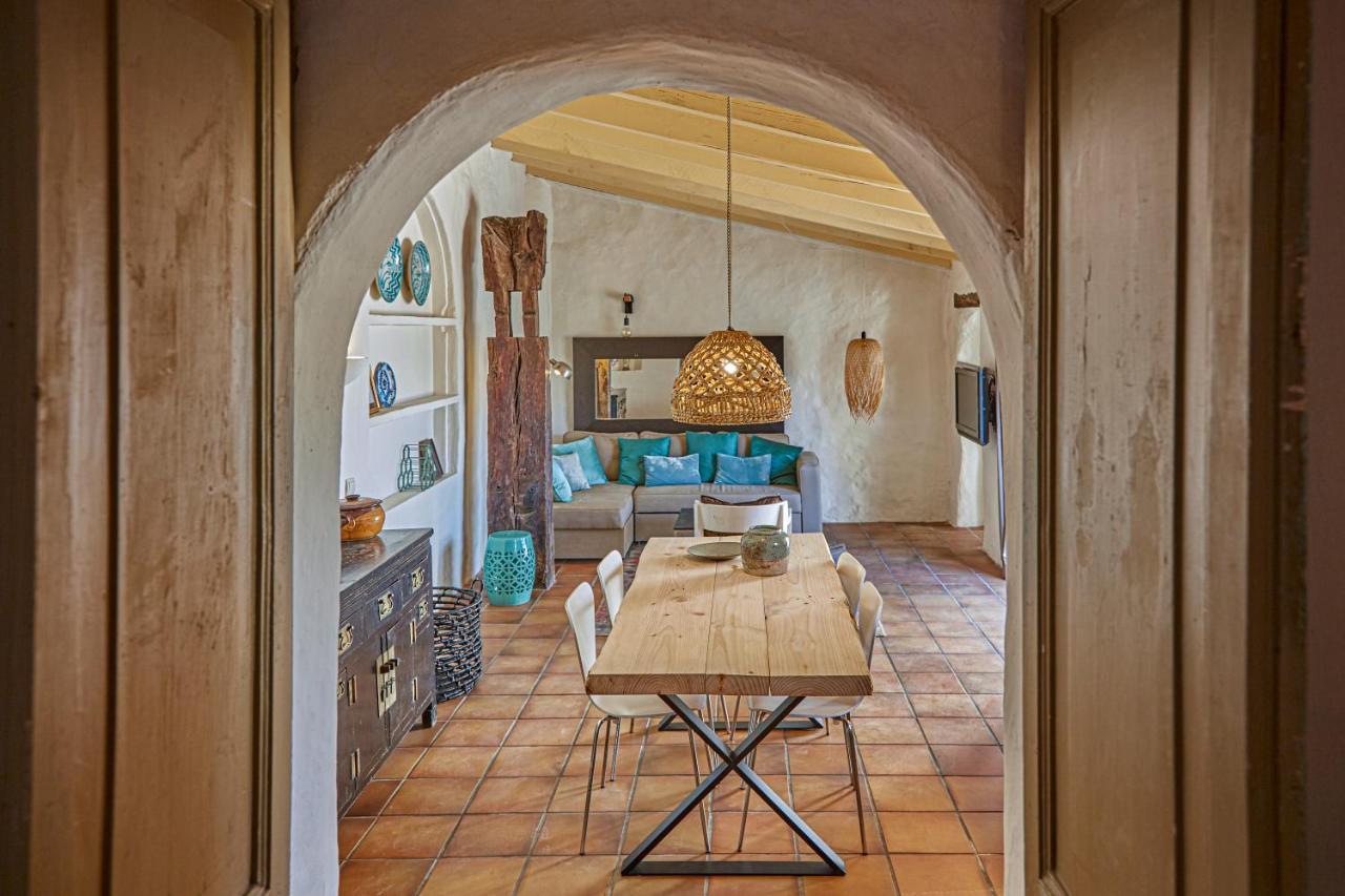 Sitges Hill Retreats-Masia Nur 22 Bedrooms Divided Over 9 Houses For Max 44 Guests Canyelles  Dış mekan fotoğraf