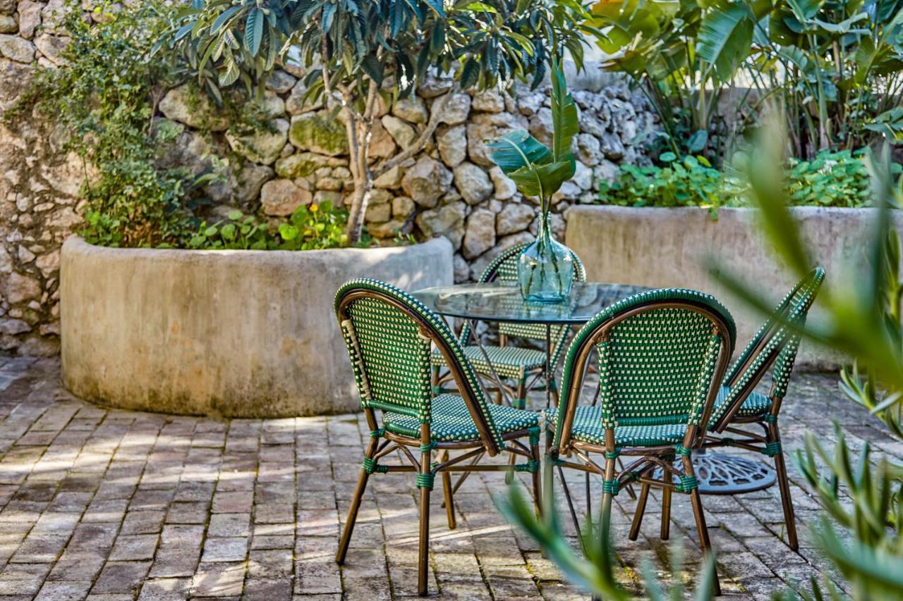 Sitges Hill Retreats-Masia Nur 22 Bedrooms Divided Over 9 Houses For Max 44 Guests Canyelles  Dış mekan fotoğraf