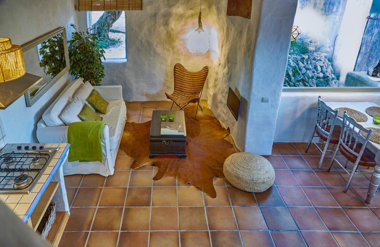 Sitges Hill Retreats-Masia Nur 22 Bedrooms Divided Over 9 Houses For Max 44 Guests Canyelles  Dış mekan fotoğraf