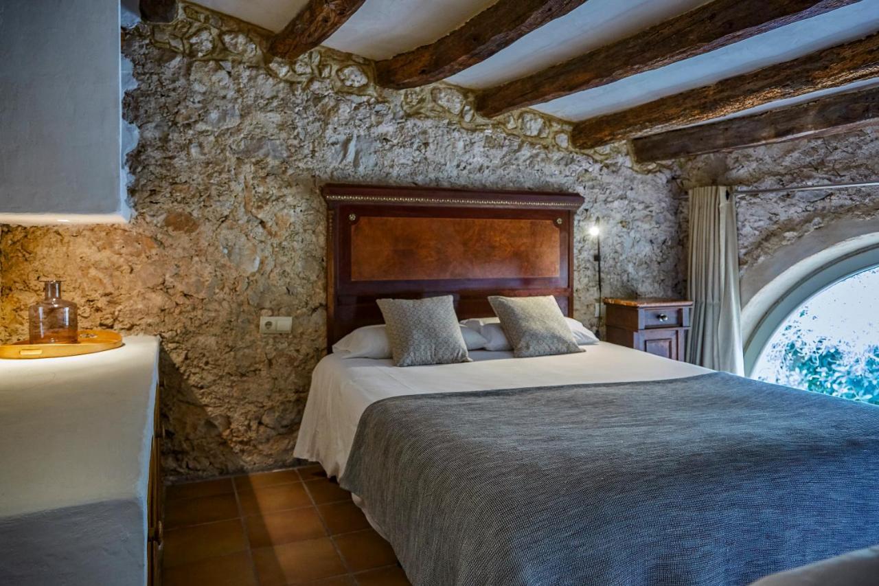Sitges Hill Retreats-Masia Nur 22 Bedrooms Divided Over 9 Houses For Max 44 Guests Canyelles  Dış mekan fotoğraf