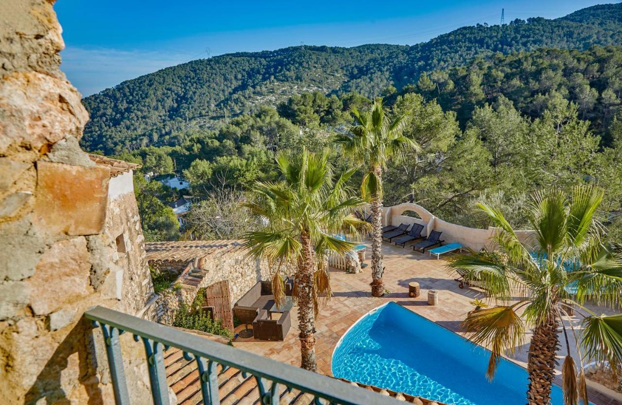 Sitges Hill Retreats-Masia Nur 22 Bedrooms Divided Over 9 Houses For Max 44 Guests Canyelles  Dış mekan fotoğraf