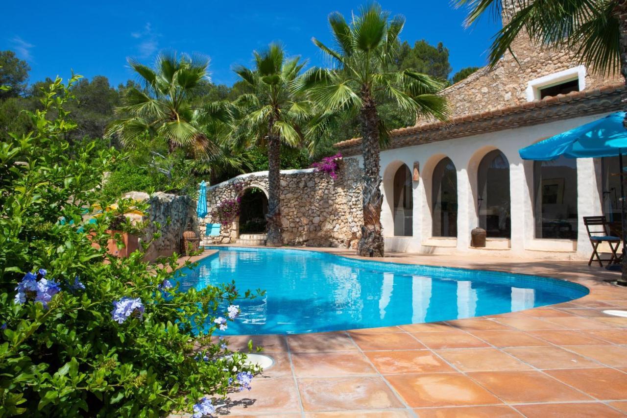Sitges Hill Retreats-Masia Nur 22 Bedrooms Divided Over 9 Houses For Max 44 Guests Canyelles  Dış mekan fotoğraf