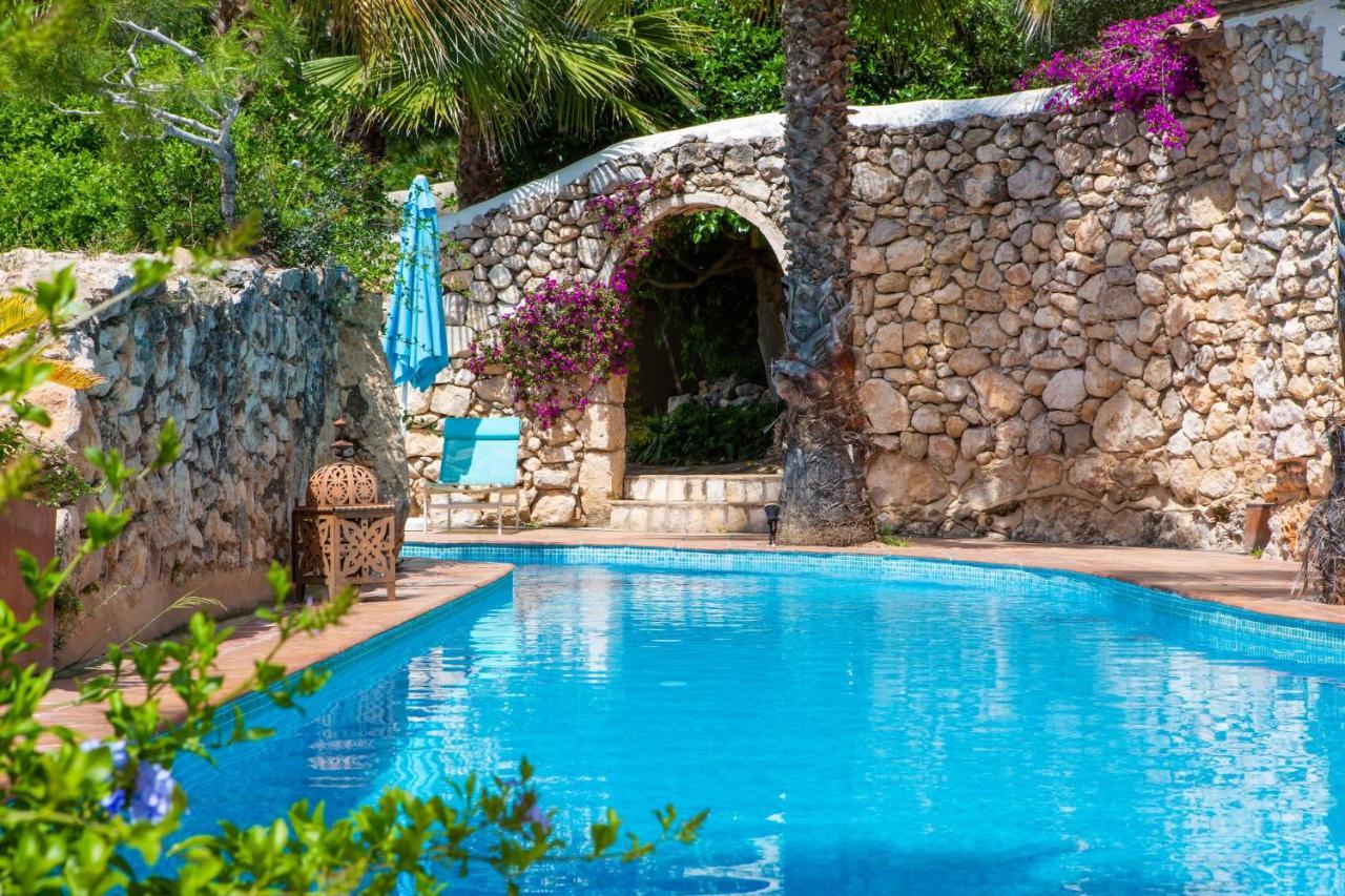 Sitges Hill Retreats-Masia Nur 22 Bedrooms Divided Over 9 Houses For Max 44 Guests Canyelles  Dış mekan fotoğraf