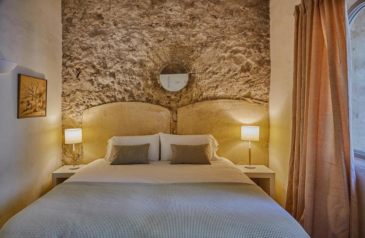 Sitges Hill Retreats-Masia Nur 22 Bedrooms Divided Over 9 Houses For Max 44 Guests Canyelles  Dış mekan fotoğraf